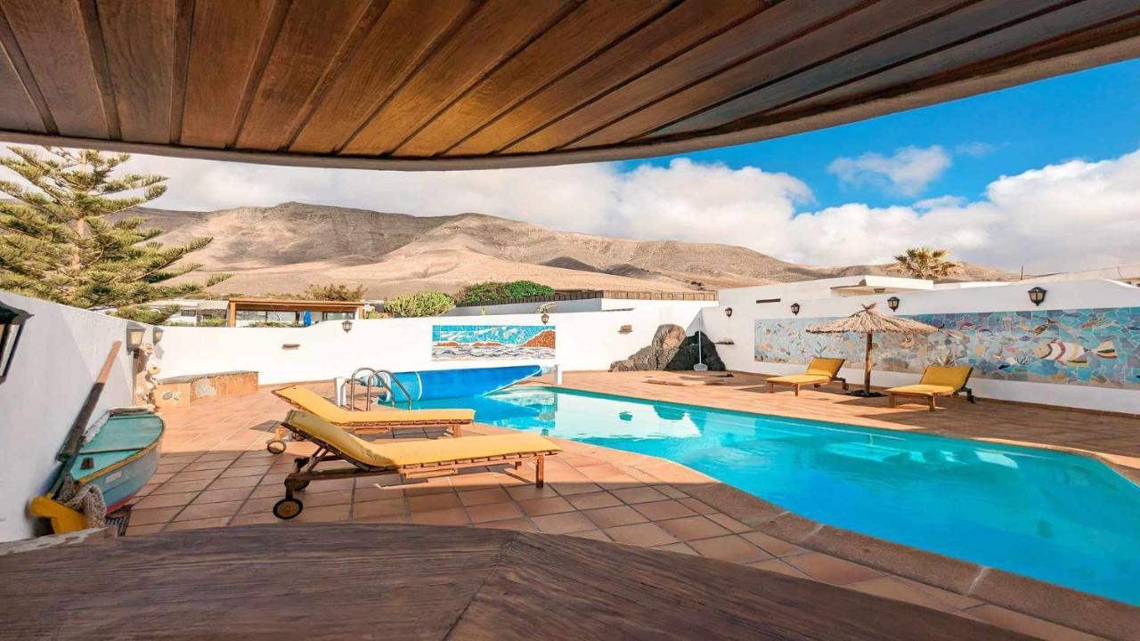 Bungalow Allende Famara Con Piscina Privada Y Ac Exterior foto